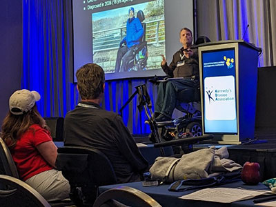 �ʐ^2�FSBMA���҂���ɂ��v���[���e�[�V����